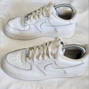 Nike Youth Air Force One LE White/White DH2920-111 Big Kids Size 6Y / 7.5Women's